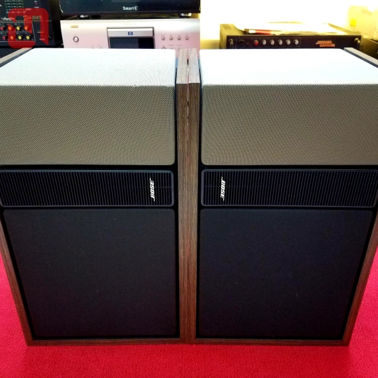 Loa Bose 301 Series II