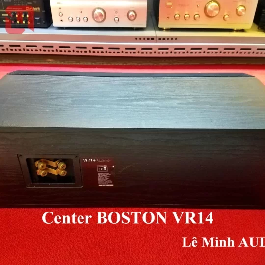 Loa Center BOSTON VR14
