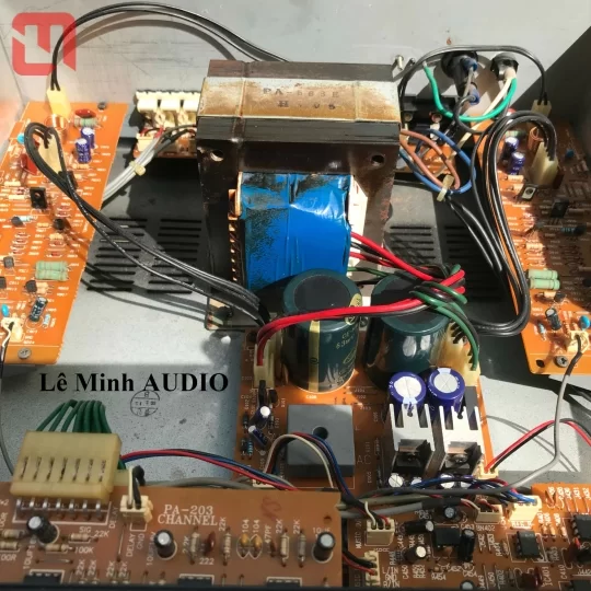 Amplifier California PRO-568E