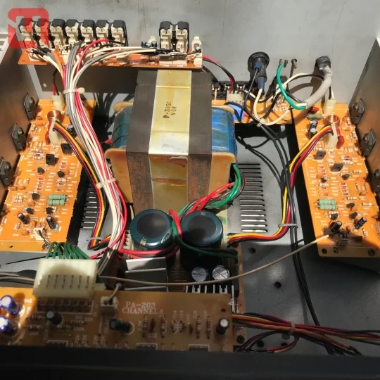 Amplifier JARGUAR P-305C hàng bãi
