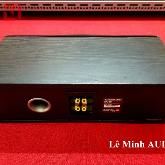Loa Center JBL EC35