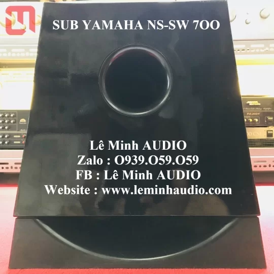 Sub điện YAMAHA NS-SW700 màu Đen PIANO