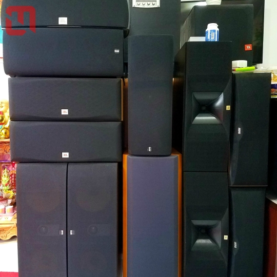 Loa Center JBL EC25