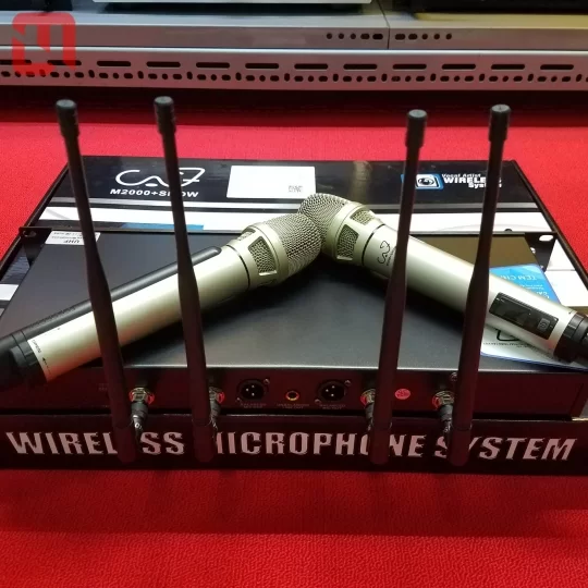 Micro cao cấp Wireless CAF M2000+ SHOW