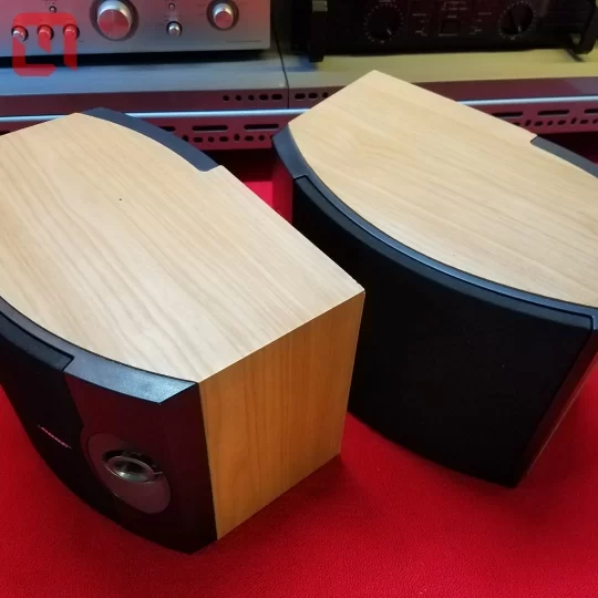 Loa Bose 301 Series 5