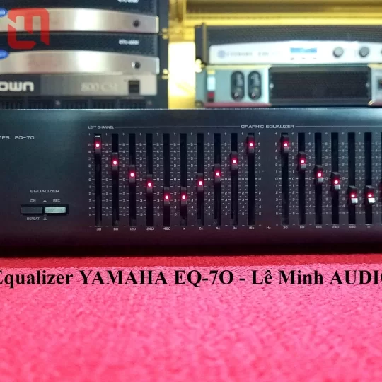 Equalizer YAMAHA EQ-70