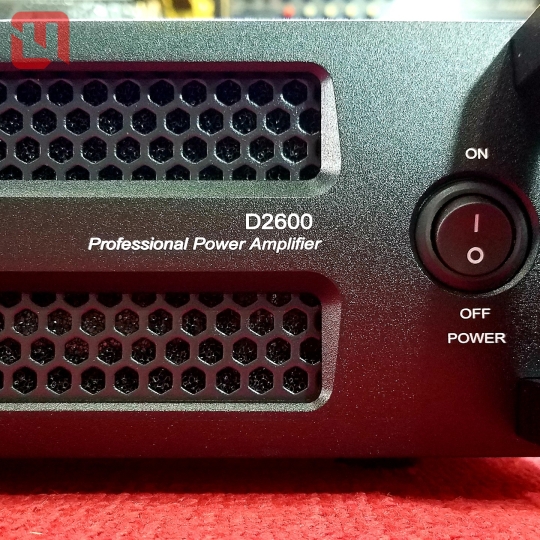 Main đẩy dB Acoustic D2600