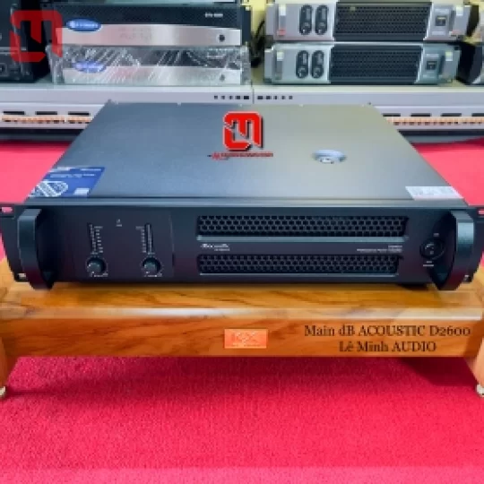 Main đẩy dB Acoustic D2600