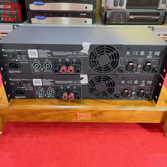 Cục Đẩy CROWN XLS 1OOO