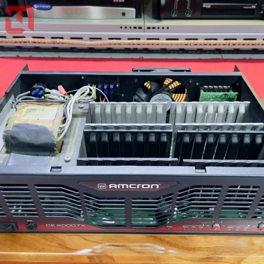 Main đẩy AMCRON CE 2000 TX hàng US