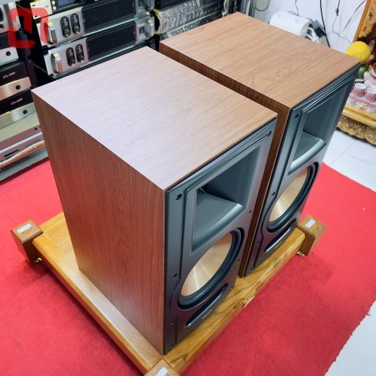 Loa Bookshelf Klipsch RB 81 II