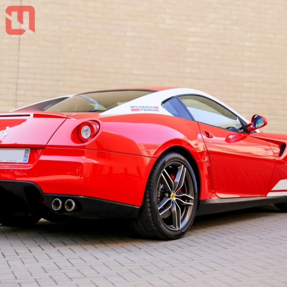 Xe ferari 488 spider