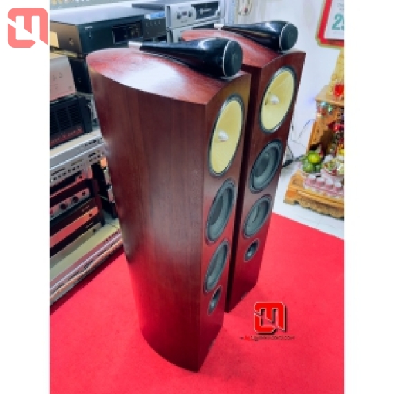 Loa B&W 804 Diamond (Rosenut)